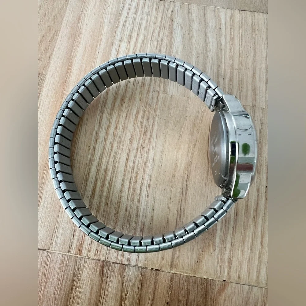 Timex brand carriage